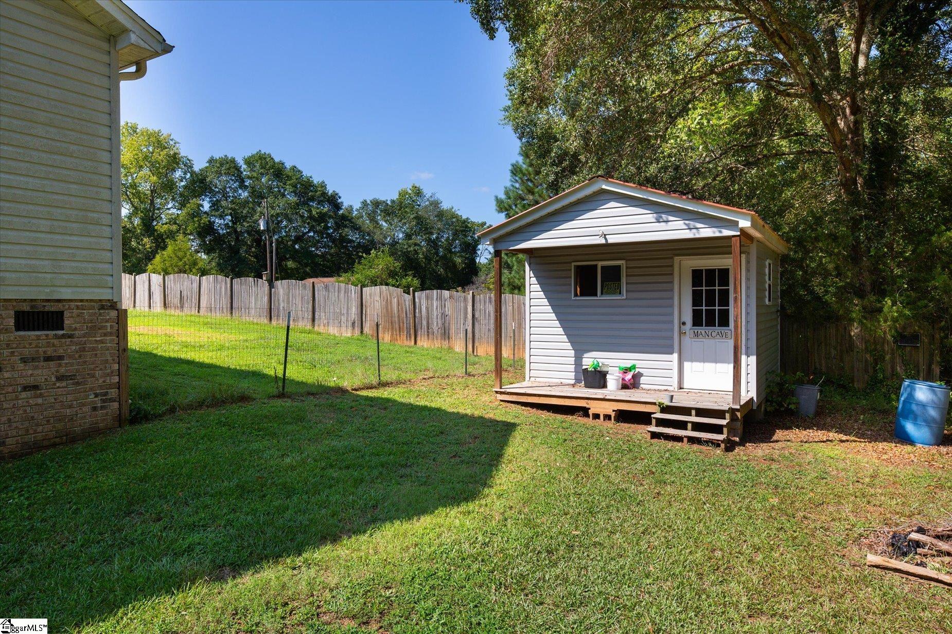 143 Old Vinland School Road Easley, SC 29640 - Photo 4 of 24
