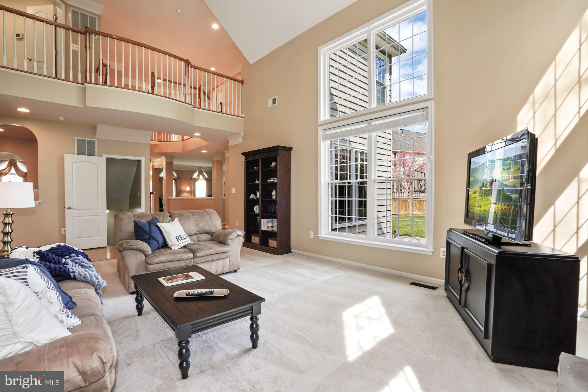 7609 Mcweadon Lane Springfield, VA 22150 - Photo 17 of 64 Family Room