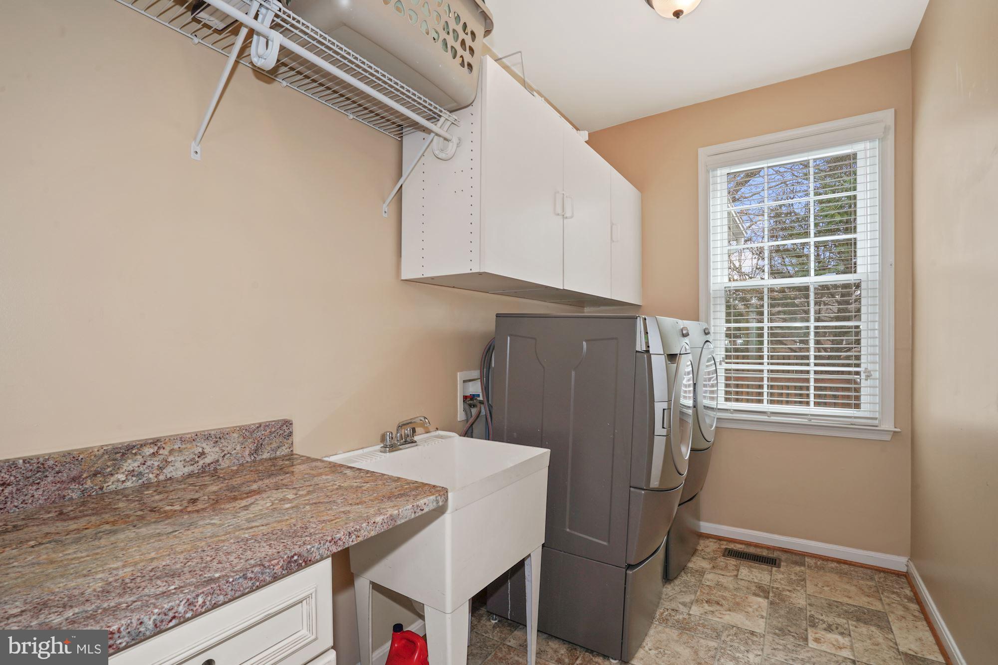 7609 Mcweadon Lane Springfield, VA 22150 - Photo 24 of 64 Laundry Room