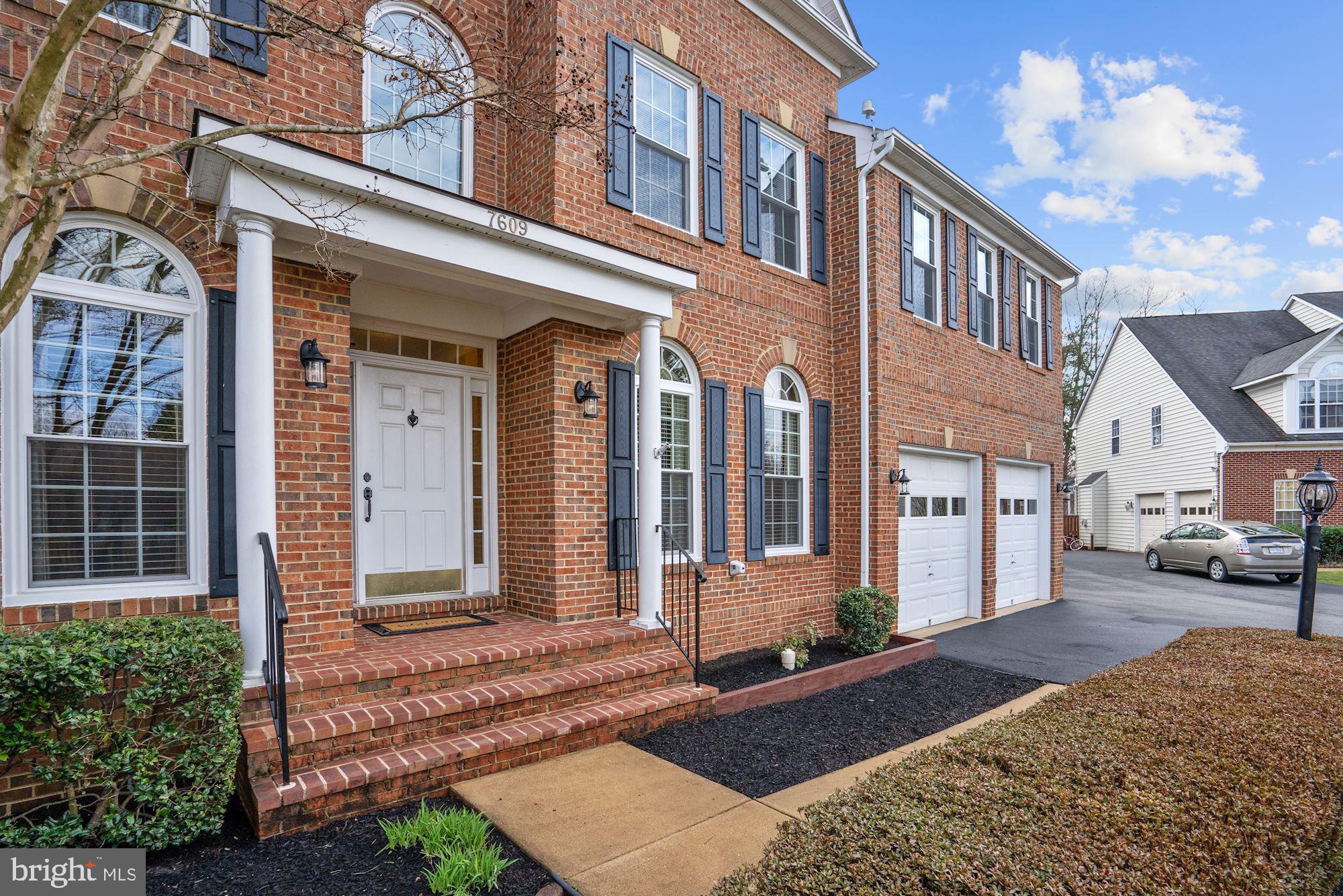 7609 Mcweadon Lane Springfield, VA 22150 - Photo 4 of 64 Exterior Front
