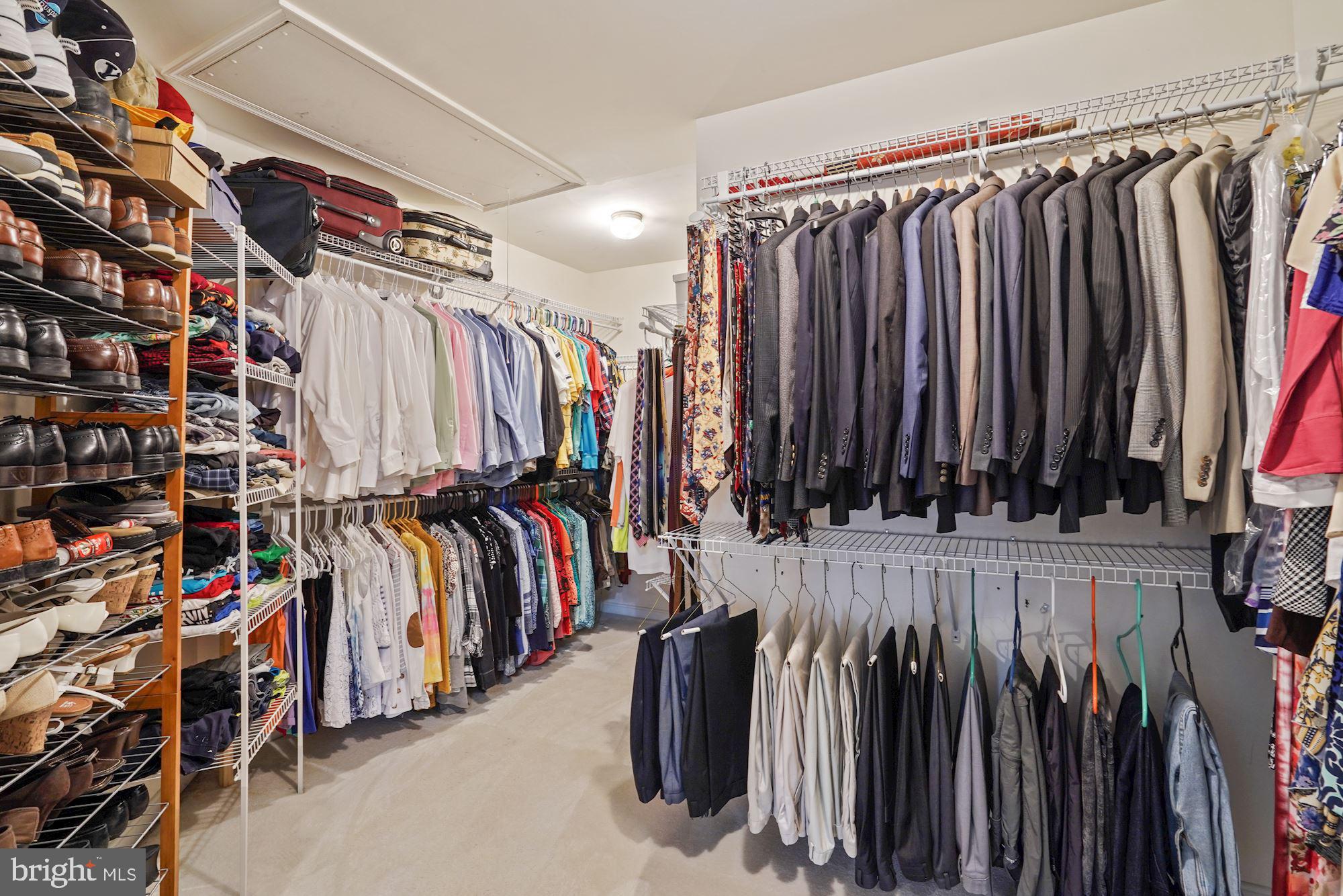 7609 Mcweadon Lane Springfield, VA 22150 - Photo 32 of 64 Master Closet