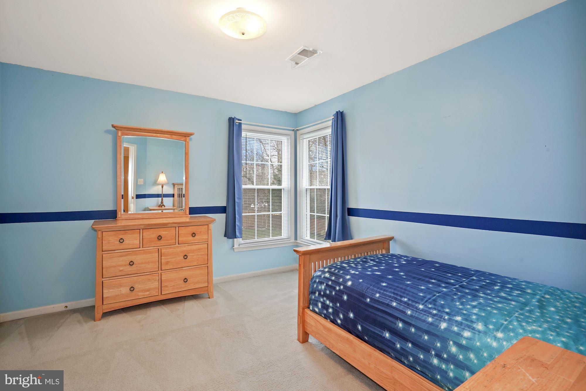 7609 Mcweadon Lane Springfield, VA 22150 - Photo 33 of 64 Bedroom #2