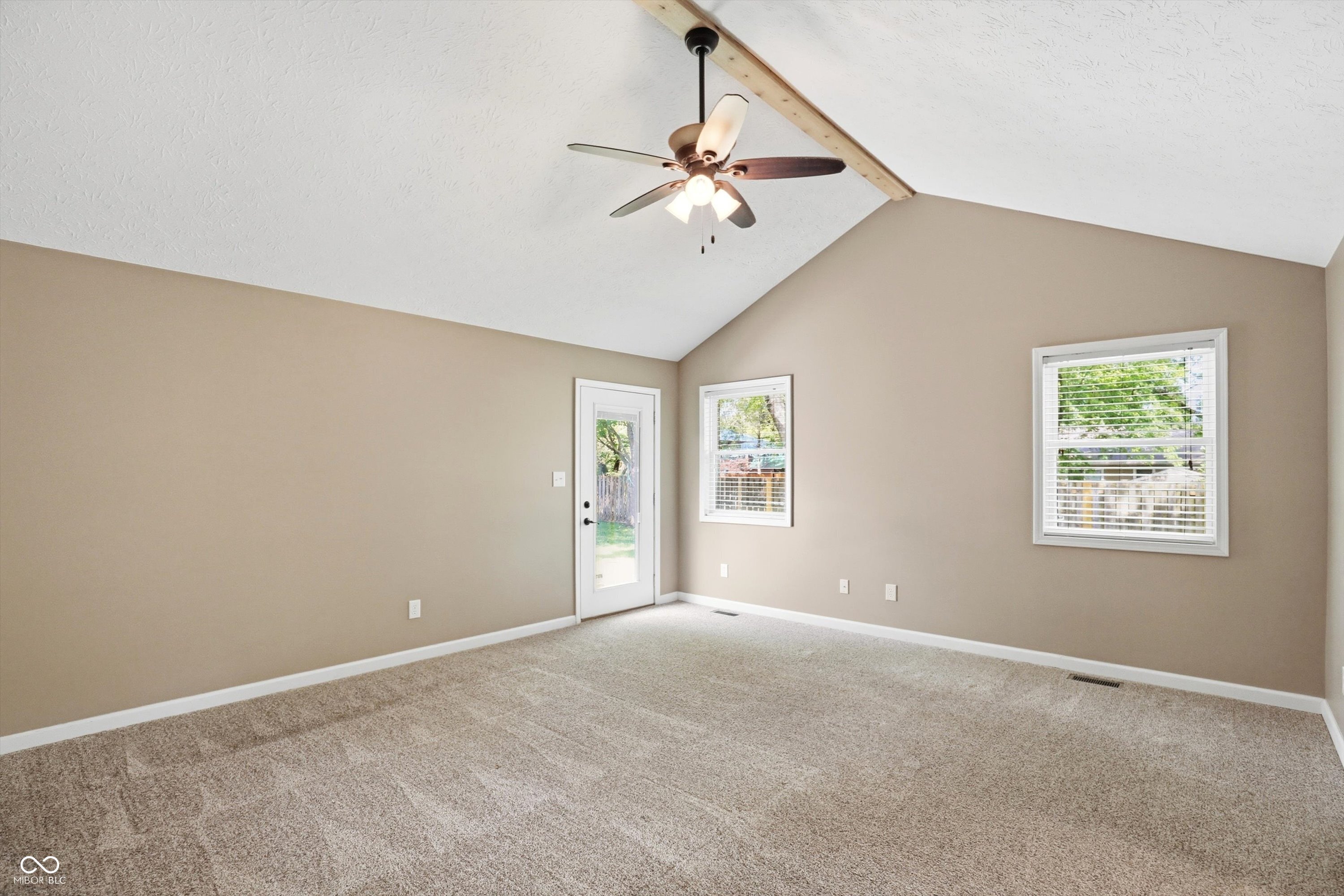 9689 Sycamore Road Carmel, IN 46032 - Photo 25 of 55