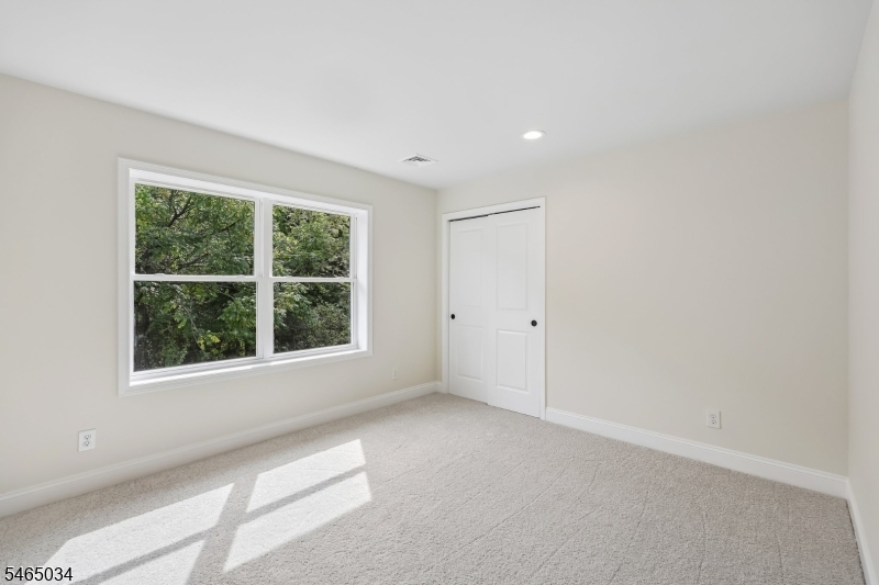 83-111 Beaver Run Road Hamburg, NJ 07419 - Photo 19 of 25 Gallery Image 19