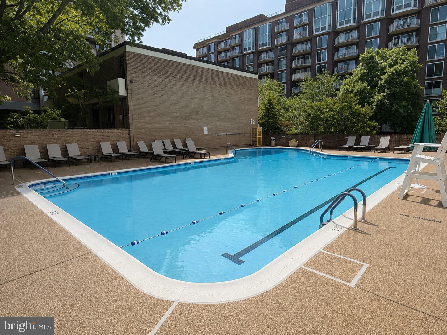 490 M Street Southwest, Unit W204 Washington, DC 20024 - Photo 37 of 39 Pool