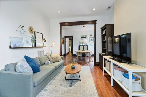 $695,000 | 3855 North Greenview Avenue, Unit 2A, Chicago, IL 60613