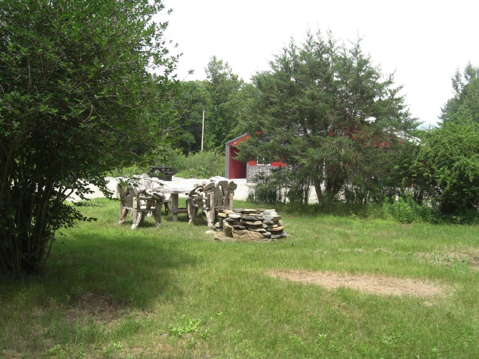 324 East Side Road Wentworth, NH 03282 - Photo 10 of 35