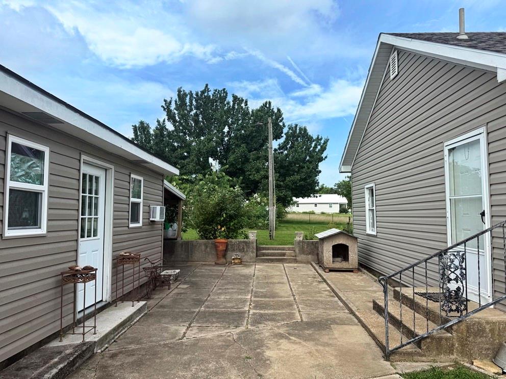 5125 Southwest 815 Road El Dorado Springs, MO 64744 - Photo 18 of 48