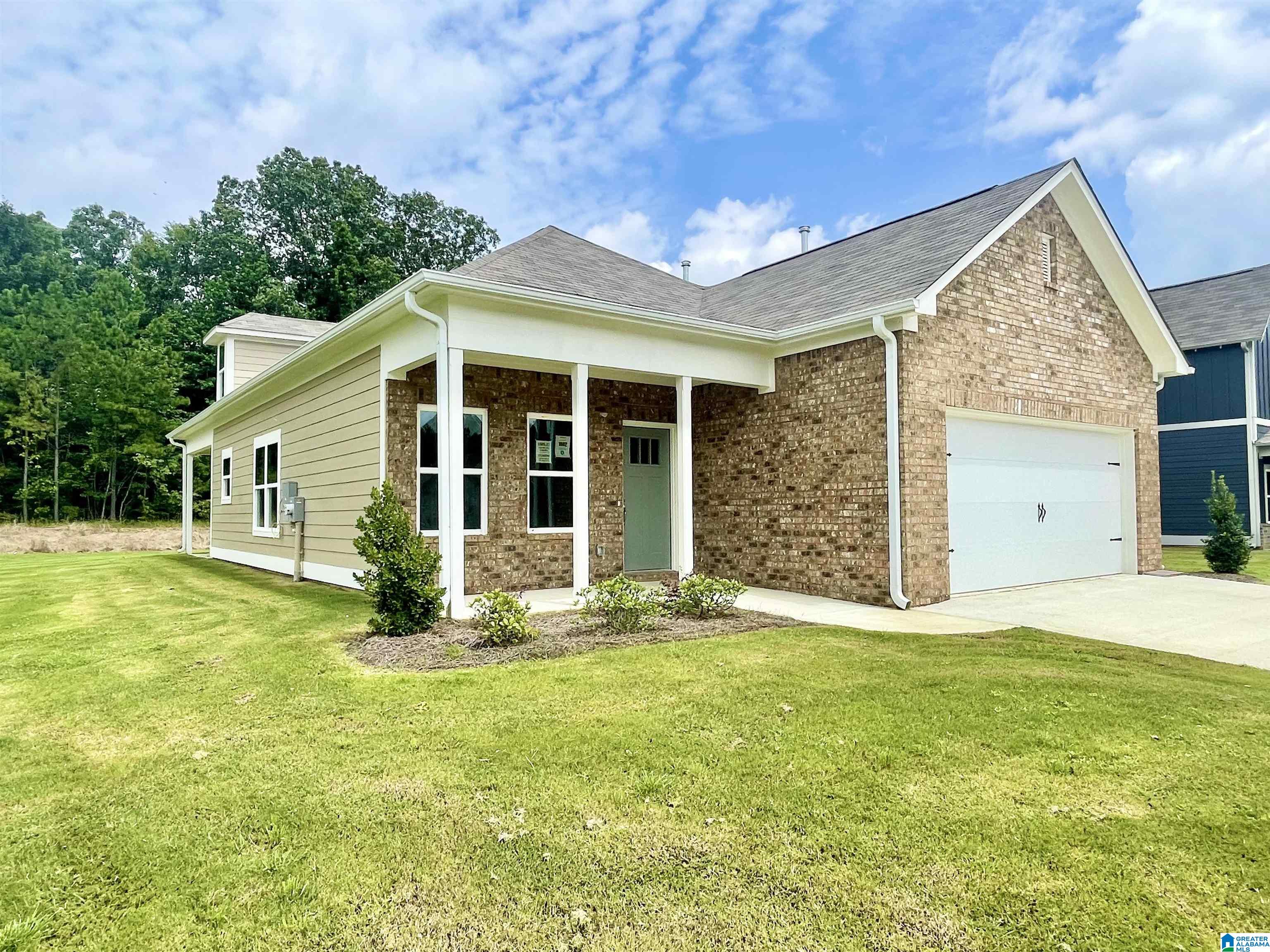 2015 Baxter Avenue Springville, AL 35146 - Photo 1 of 43