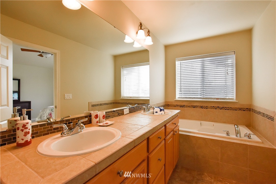 24032 40th Avenue Southeast, Unit 53 Bothell, WA 98021 - Photo 19 of 25