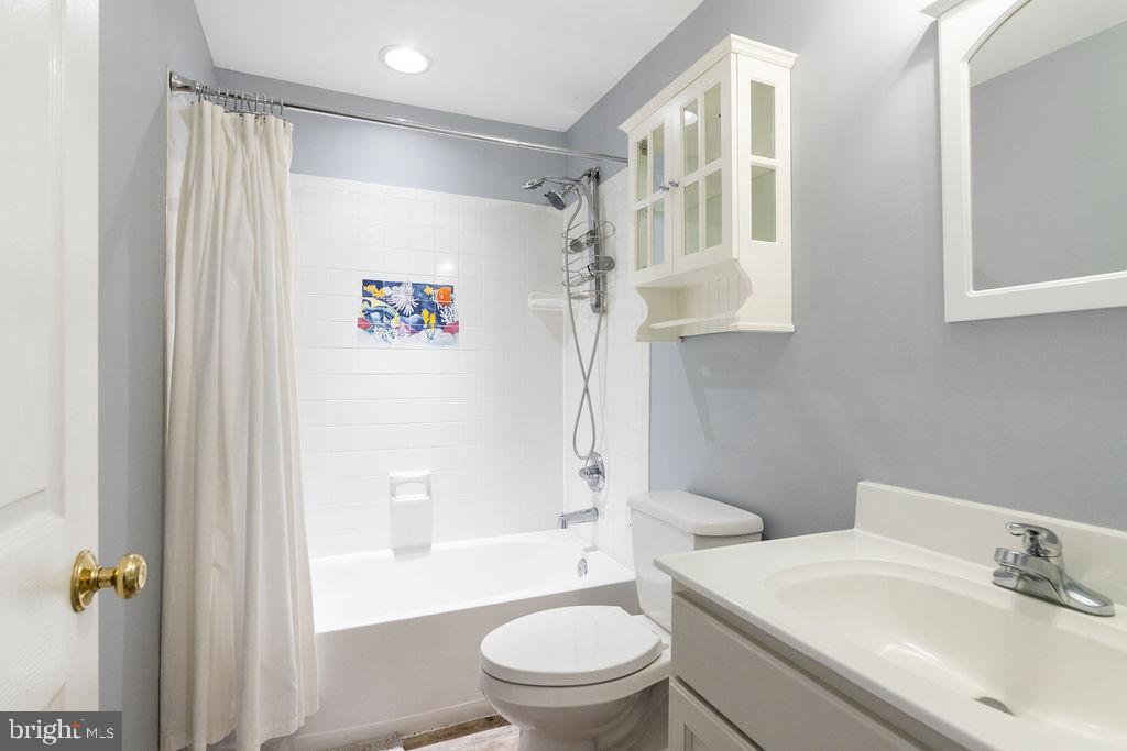 9674 Meetze Road Midland, VA 22728 - Photo 16 of 31 Gallery Image 16