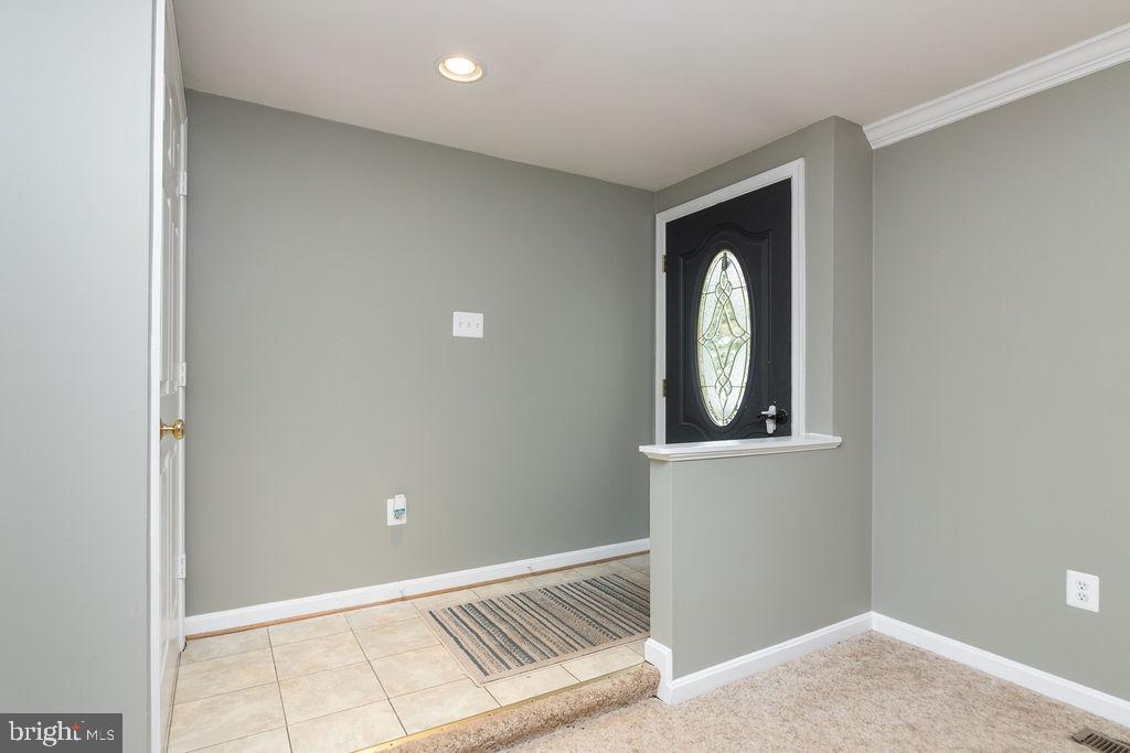 9674 Meetze Road Midland, VA 22728 - Photo 6 of 31 Gallery Image 6