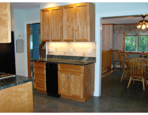 2 Forest Road Burlington, MA 01803 - Photo 4 of 12 Gallery Image 4