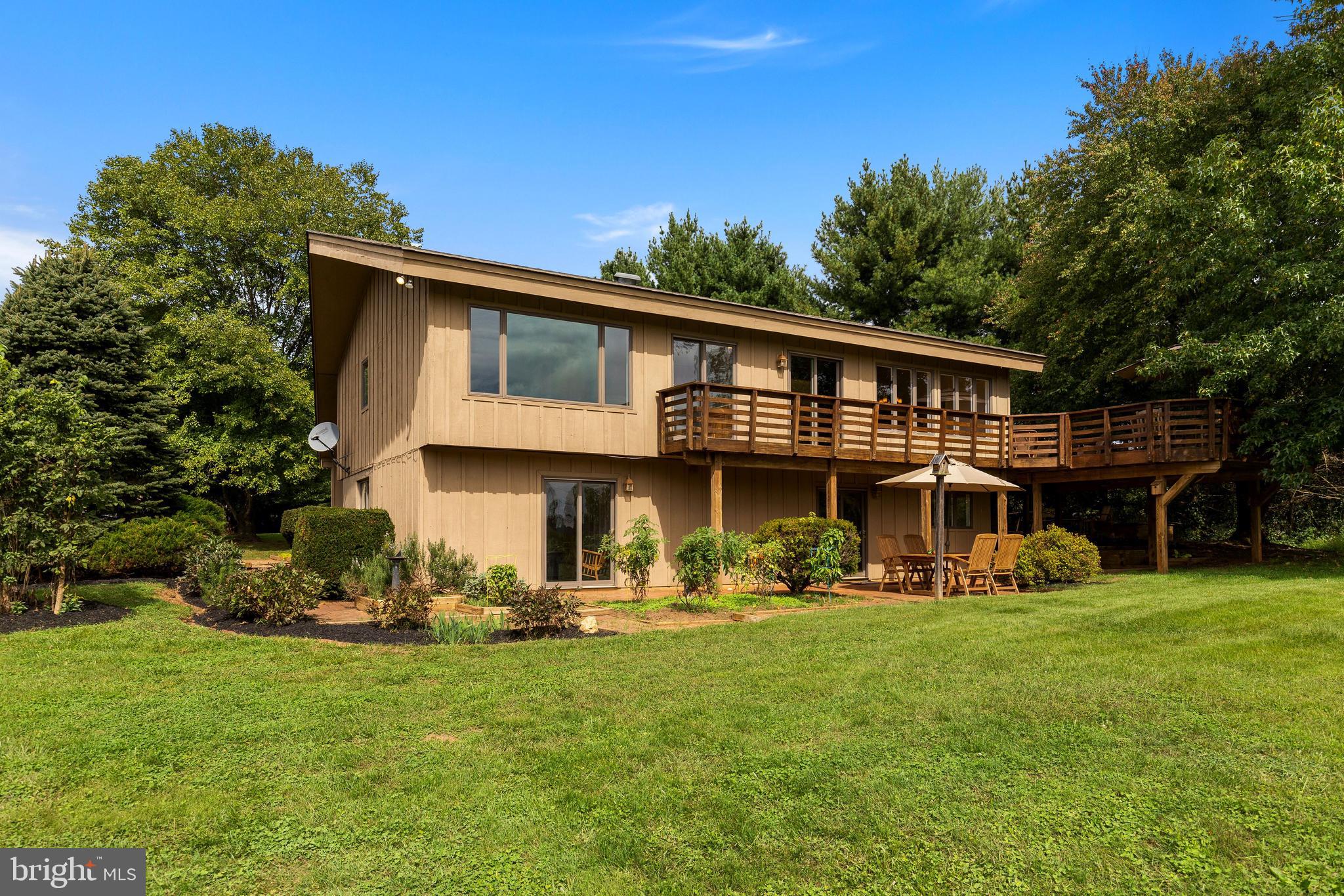 5434 Old Bust Head Road Broad Run, VA 20137 - Photo 2 of 41 Gallery Image 2