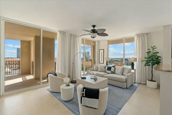 $9,500 | 550 Okeechobee Boulevard, Unit 1001, West Palm Beach, FL 33401