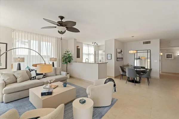 $9,500 | 550 Okeechobee Boulevard, Unit 1001, West Palm Beach, FL 33401