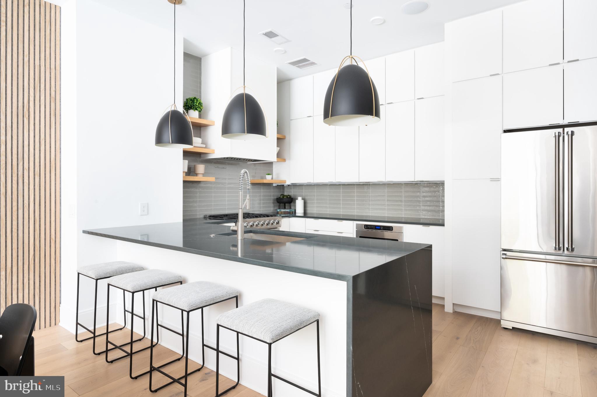 1719 T Street Northwest, Unit 2 Washington, DC 20009 - Photo 7 of 20 Large kitchen island