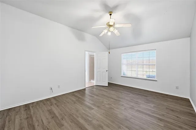 $2,599 | 421 Kingfisher Lane, Arlington, TX 76002