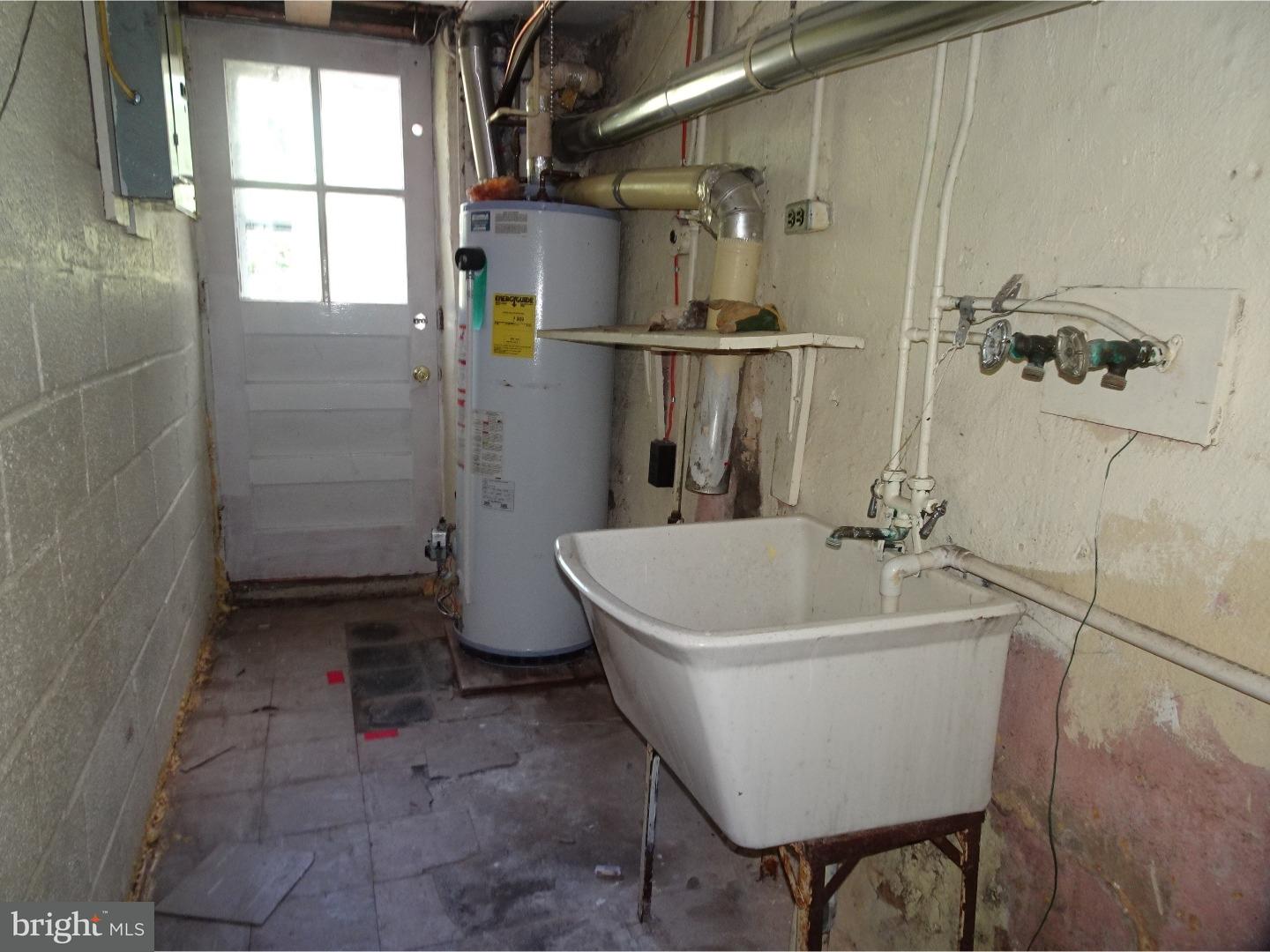 8415 Lynnewood Road Philadelphia, PA 19150 - Photo 14 of 25 Laundry Room