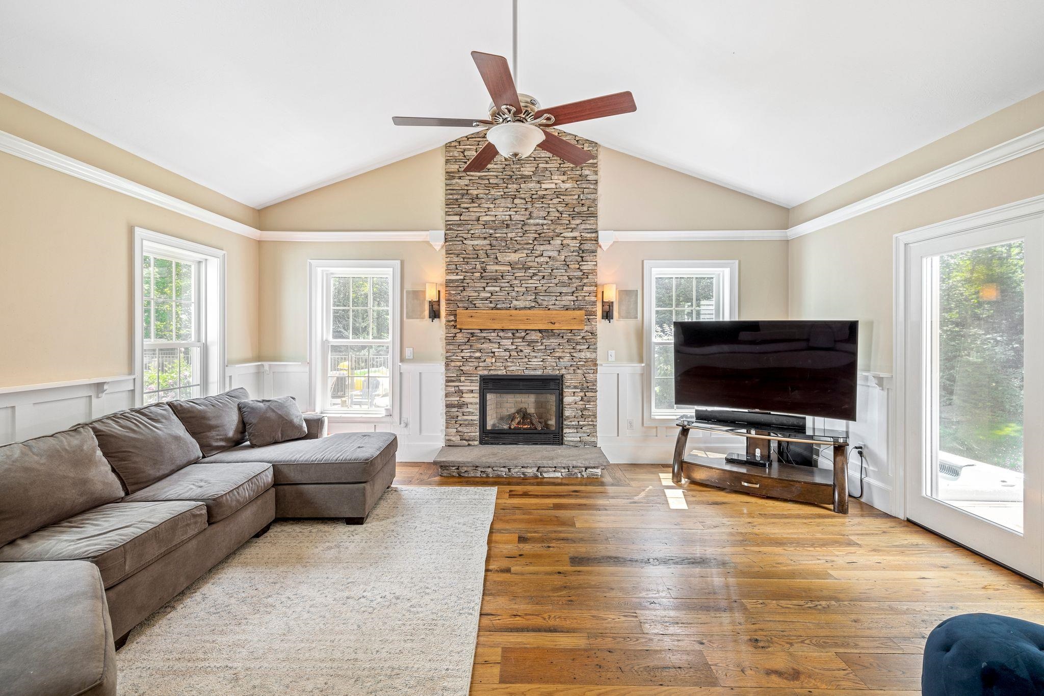 17 Pigeon Hill Road Brookline, NH 03033 - Photo 14 of 40