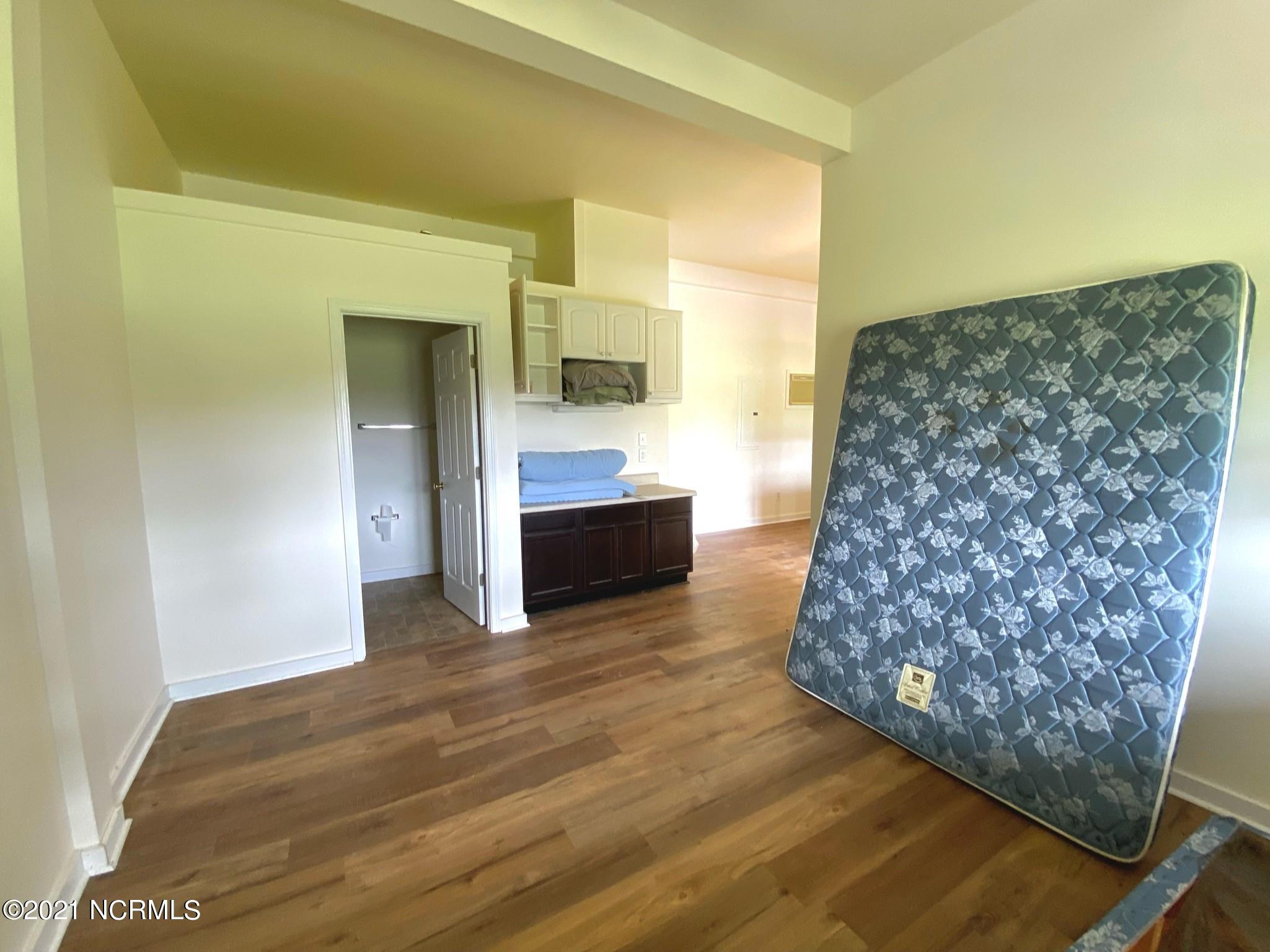 970 Moore Town Road Rocky Point, NC 28457 - Photo 26 of 32 apartment bedroom