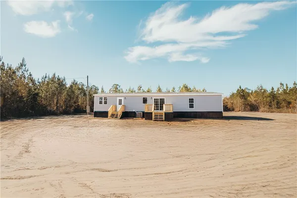 $279,900 | 952 Boots Harrison Road, Hortense, GA 31543