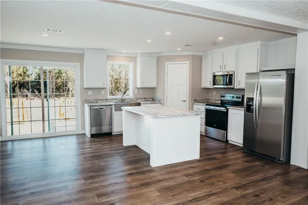 $279,900 | 952 Boots Harrison Road, Hortense, GA 31543