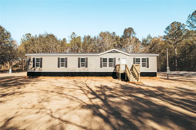 $279,900 | 952 Boots Harrison Road, Hortense, GA 31543