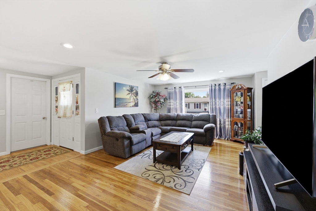 86 Scarsdale Road Springfield, MA 01129 - Photo 10 of 40