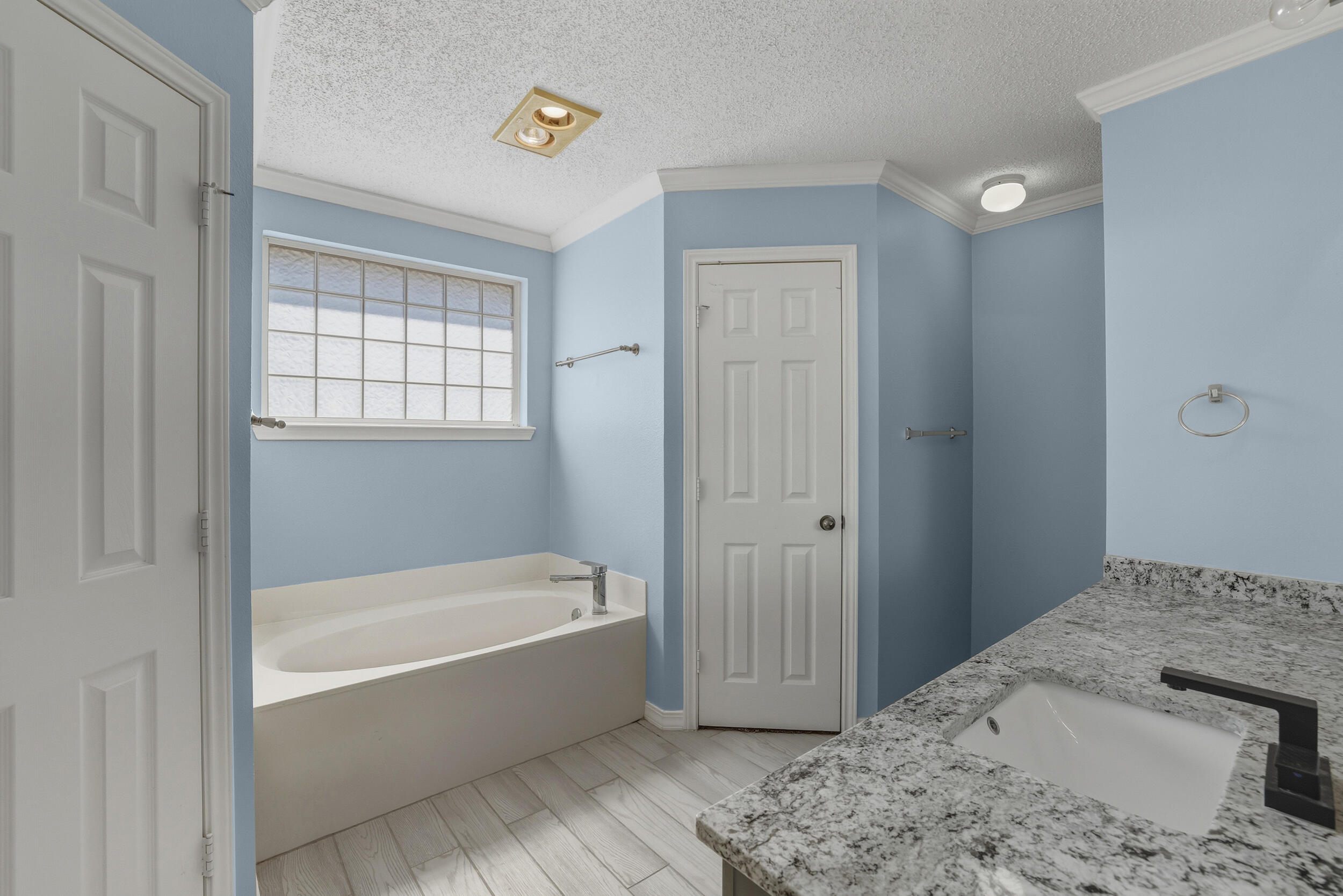 5801 94th Street Lubbock, TX 79424 - Photo 19 of 33 26__mg_8650