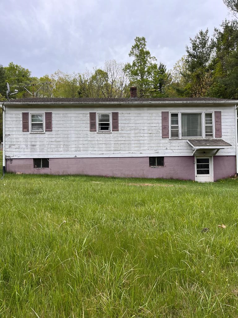 2208 Cranberry Road Woodlawn, VA 24381 - Photo 1 of 22 Gallery Image 1