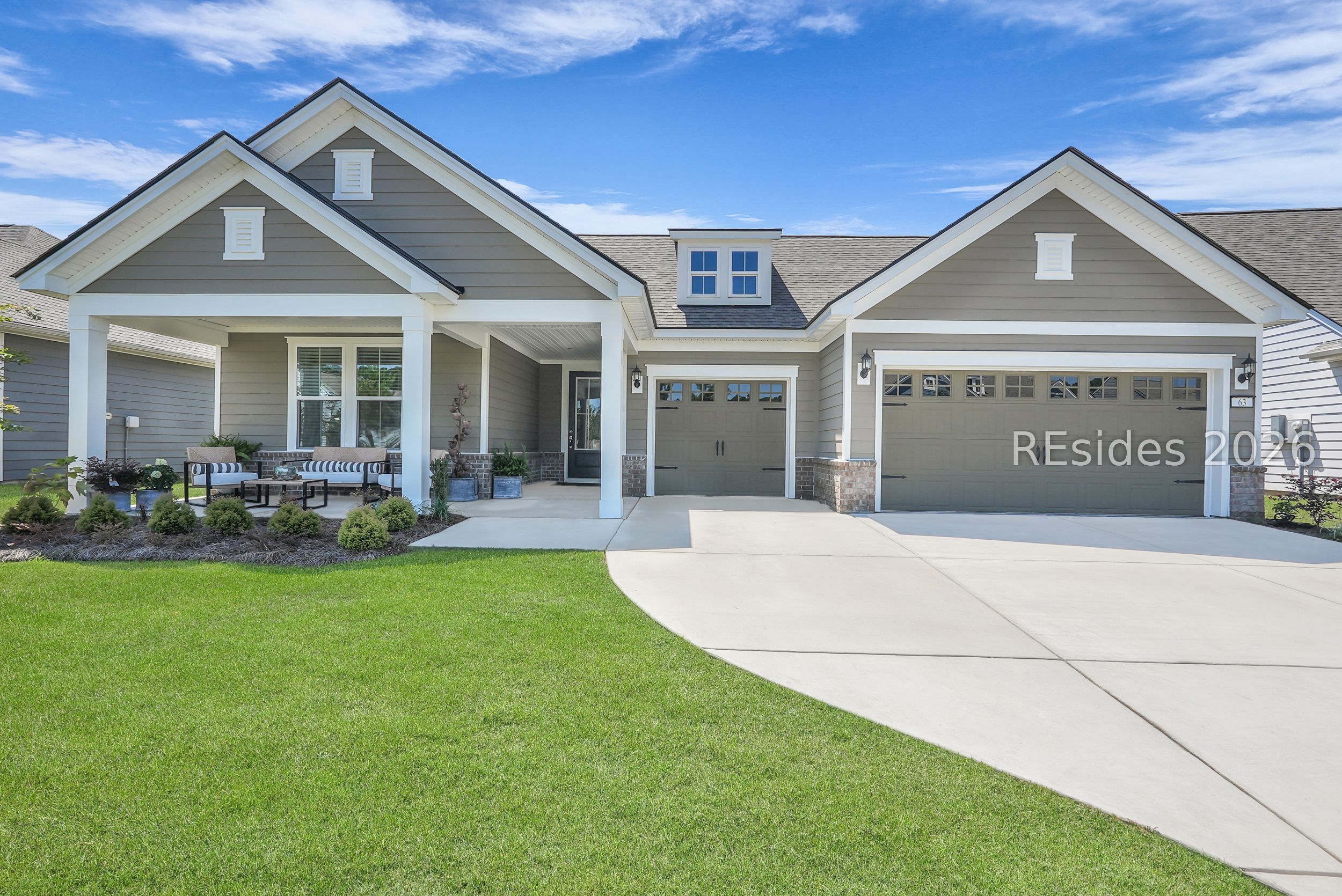 63 Sweetpea Lane Bluffton, SC 29909 - Photo 3 of 93