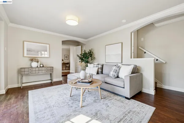 $925,000 | 2435 Burlington Street, Oakland, CA 94602
