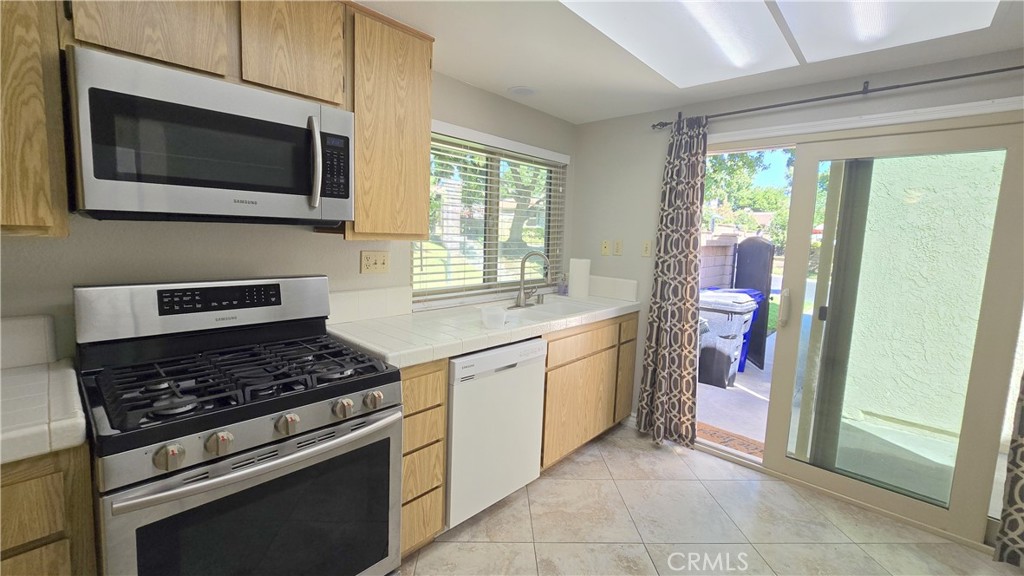 7838 Peralta Road Rancho Cucamonga, CA 91730 - Photo 5 of 21