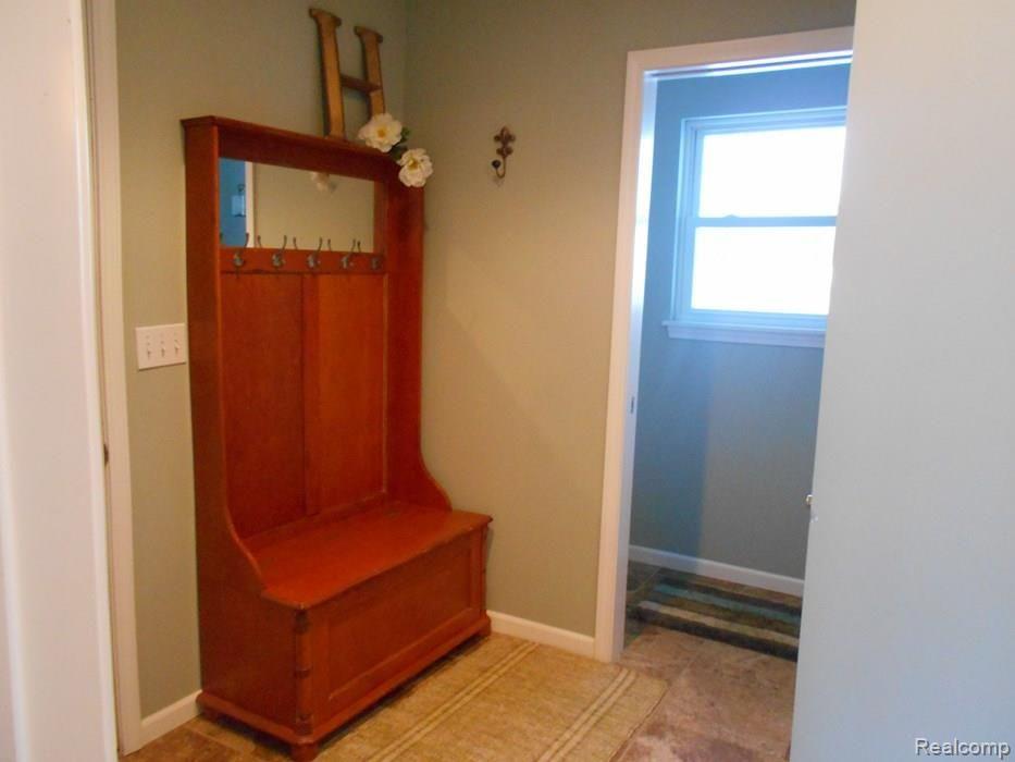 5907 Martus Road North Branch, MI 48461 - Photo 23 of 25 Martus Entry Way (Copy).jpg