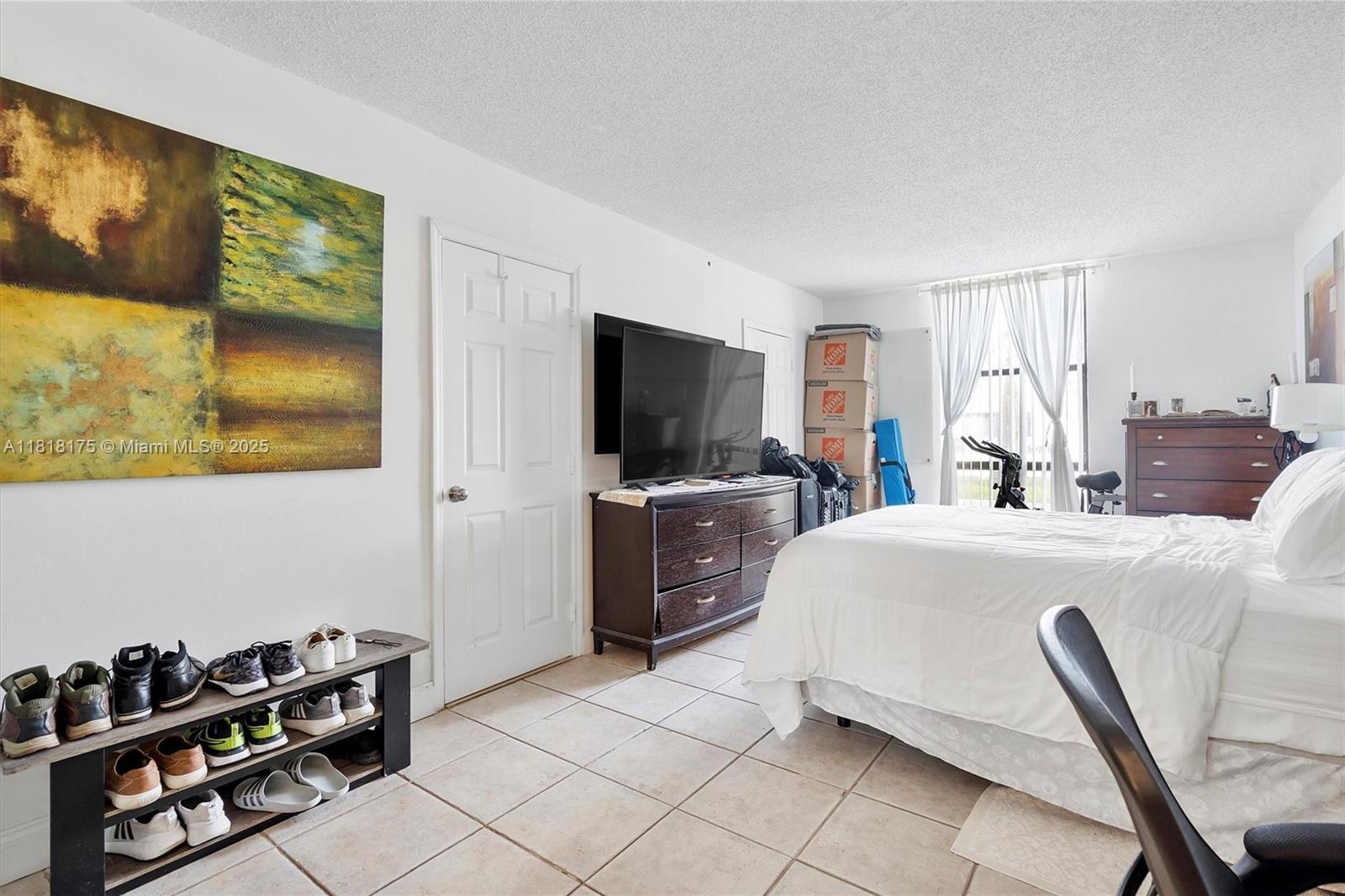 13499 Biscayne Boulevard, Unit 406 North Miami, FL 33181 - Photo 10 of 11