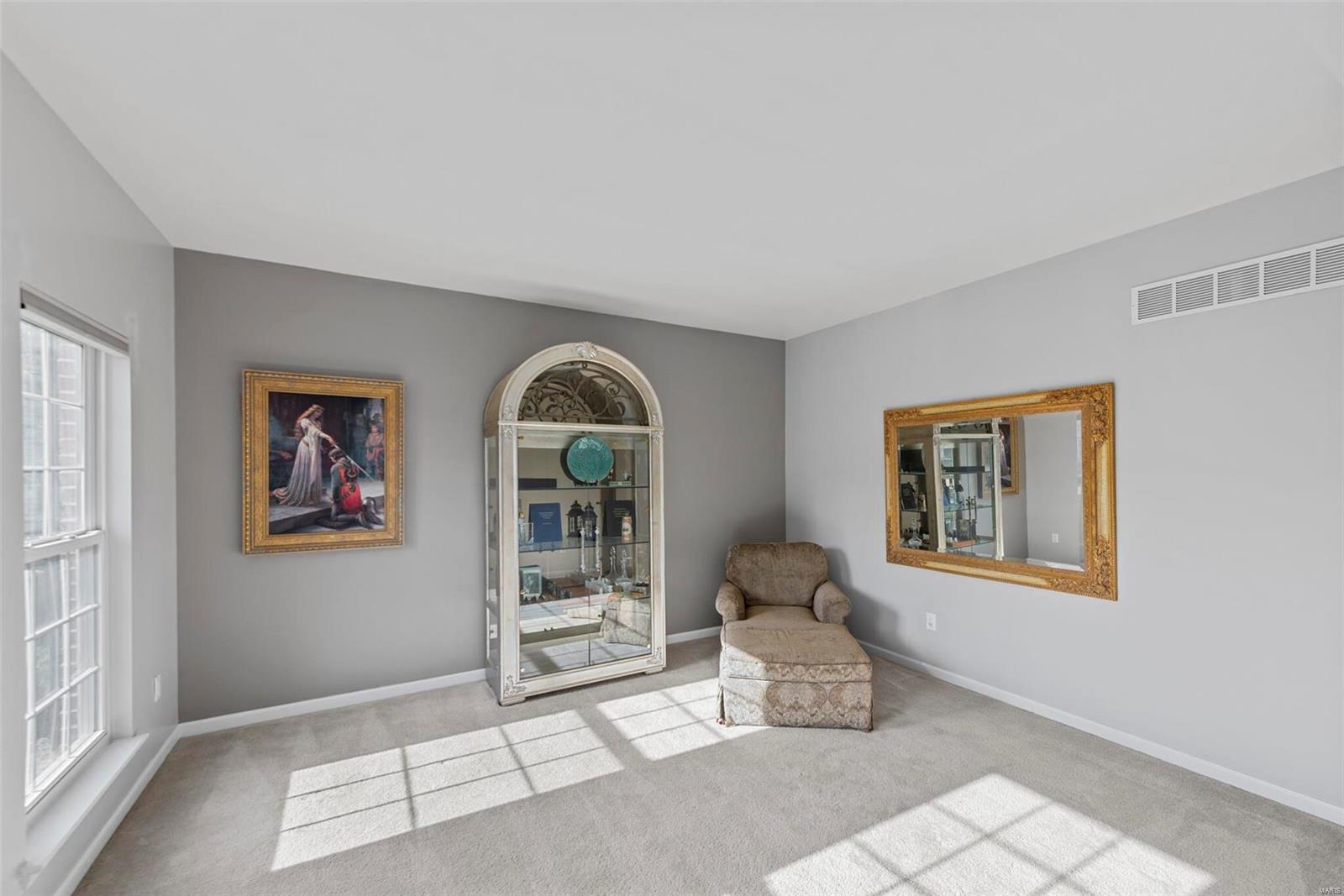 809 Shady Castle Court Ballwin, MO 63021 - Photo 6 of 35 Gallery Image 6