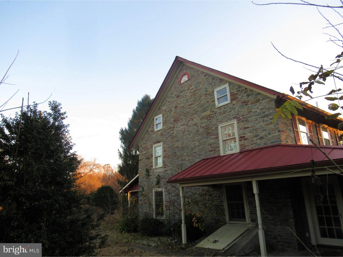 601 Redwing Road Perkasie, PA 18944 - Photo 3 of 25 Gallery Image 3