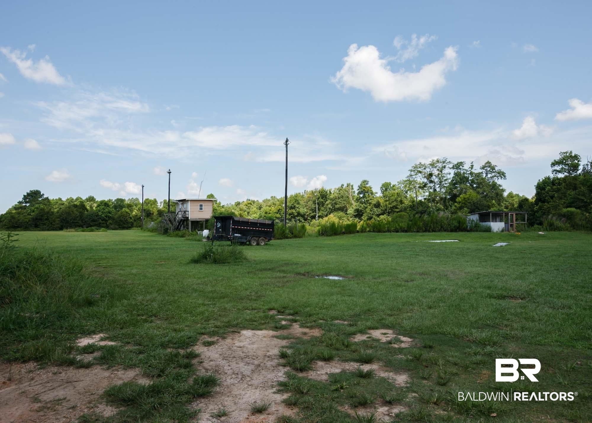 14005 County Road 49 Foley, AL 36535 - Photo 32 of 38 View of green lawn