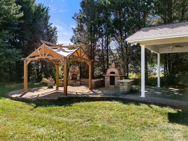 a view of a livingroom with a fireplace