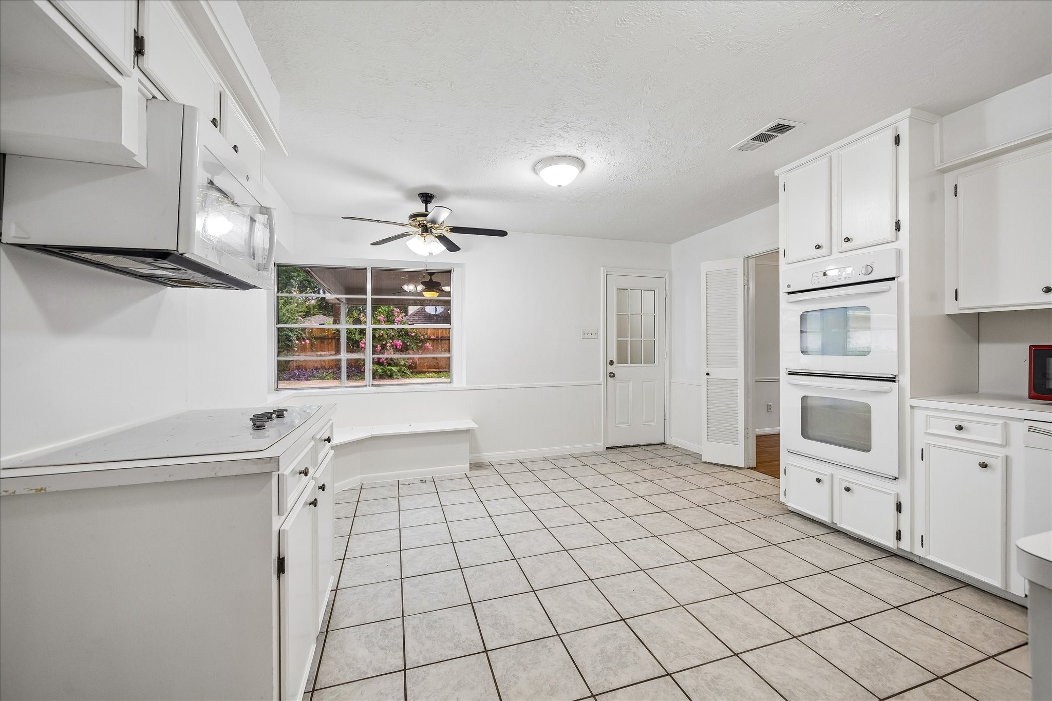 17803 Loring Lane Spring, TX 77388 - Photo 16 of 35
