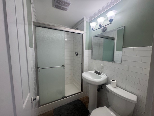 52 Manning Street Warren, RI 02885 - Photo 8 of 21