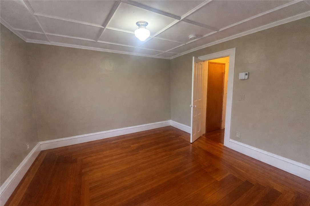 52 Manning Street Warren, RI 02885 - Photo 9 of 21