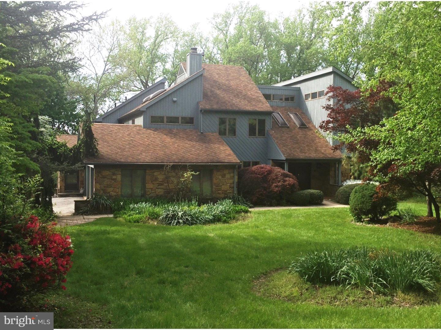 910 Summit Road Penn Valley, PA 19072 - Photo 2 of 24