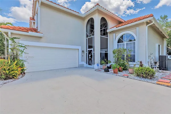 $6,000 | 10974 North Danbury Way, Boca Raton, FL 33498