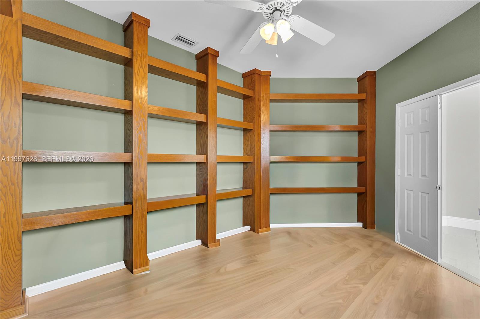 10974 North Danbury Way Boca Raton, FL 33498 - Photo 9 of 26