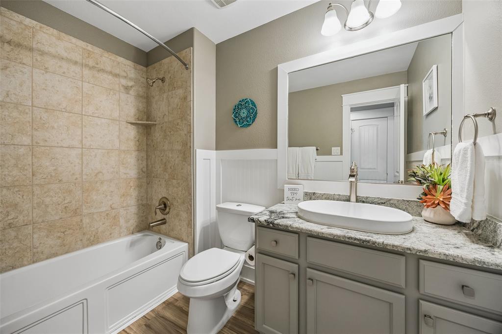 9101 Redford Road Cross Roads, TX 76227 - Photo 18 of 23 Upstairs bathroom