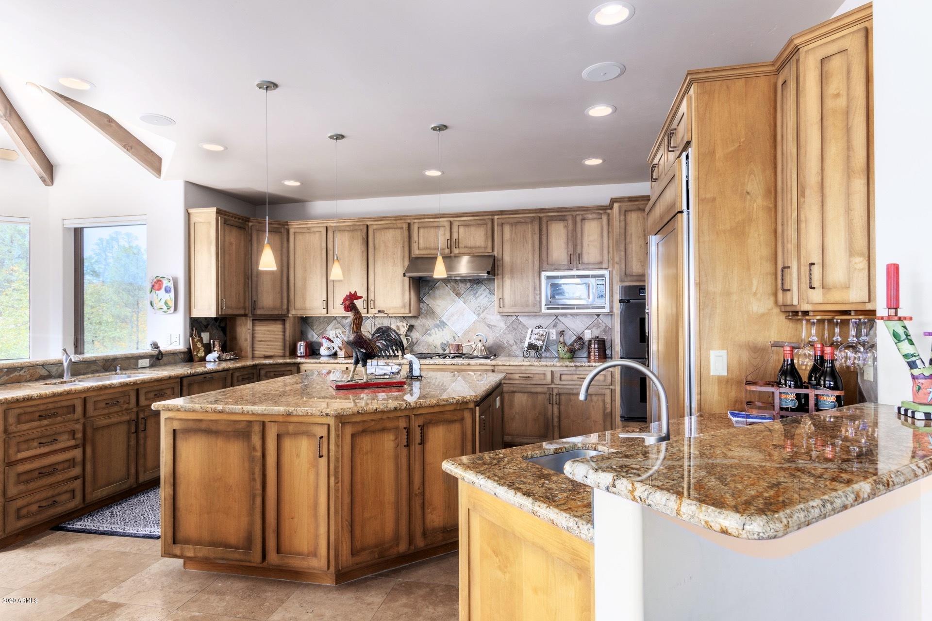 2501 East Rim Club Drive Payson, AZ 85541 - Photo 12 of 56 Gorgeous kitchen