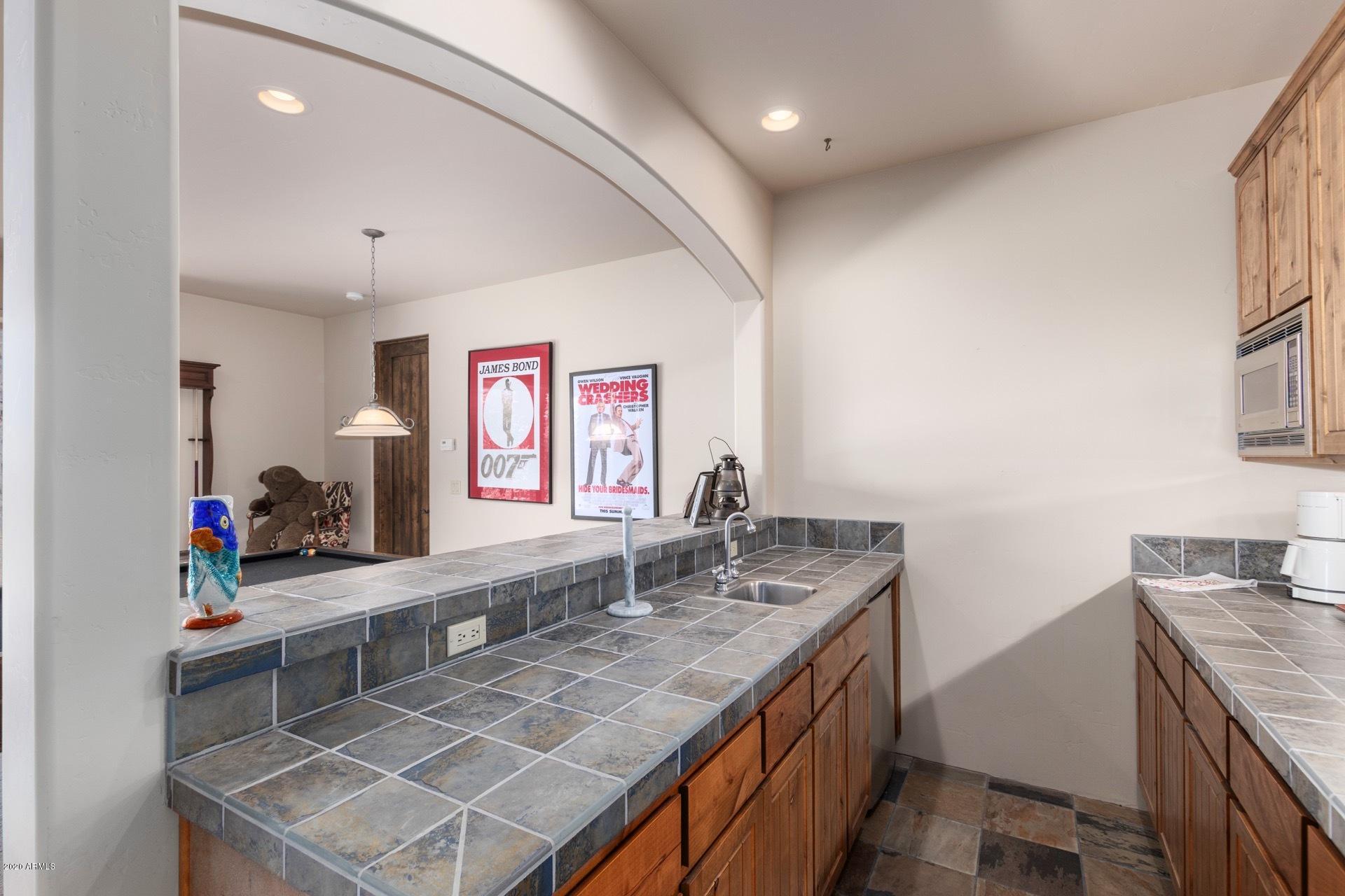 2501 East Rim Club Drive Payson, AZ 85541 - Photo 39 of 56 Wet bar