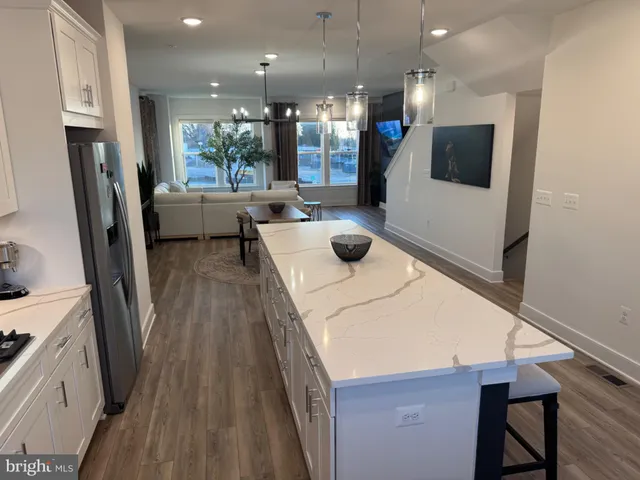 a view of a kitchen area